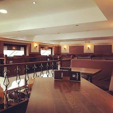 Hotel Stalingrad Брюссель Экстерьер фото